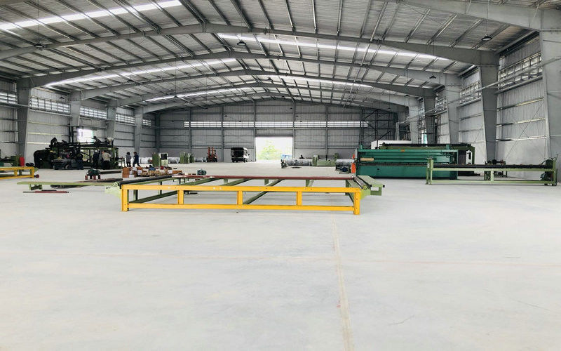 Jiangyin Sunrich Machinery Technology Co., LTD خط تولید کارخانه