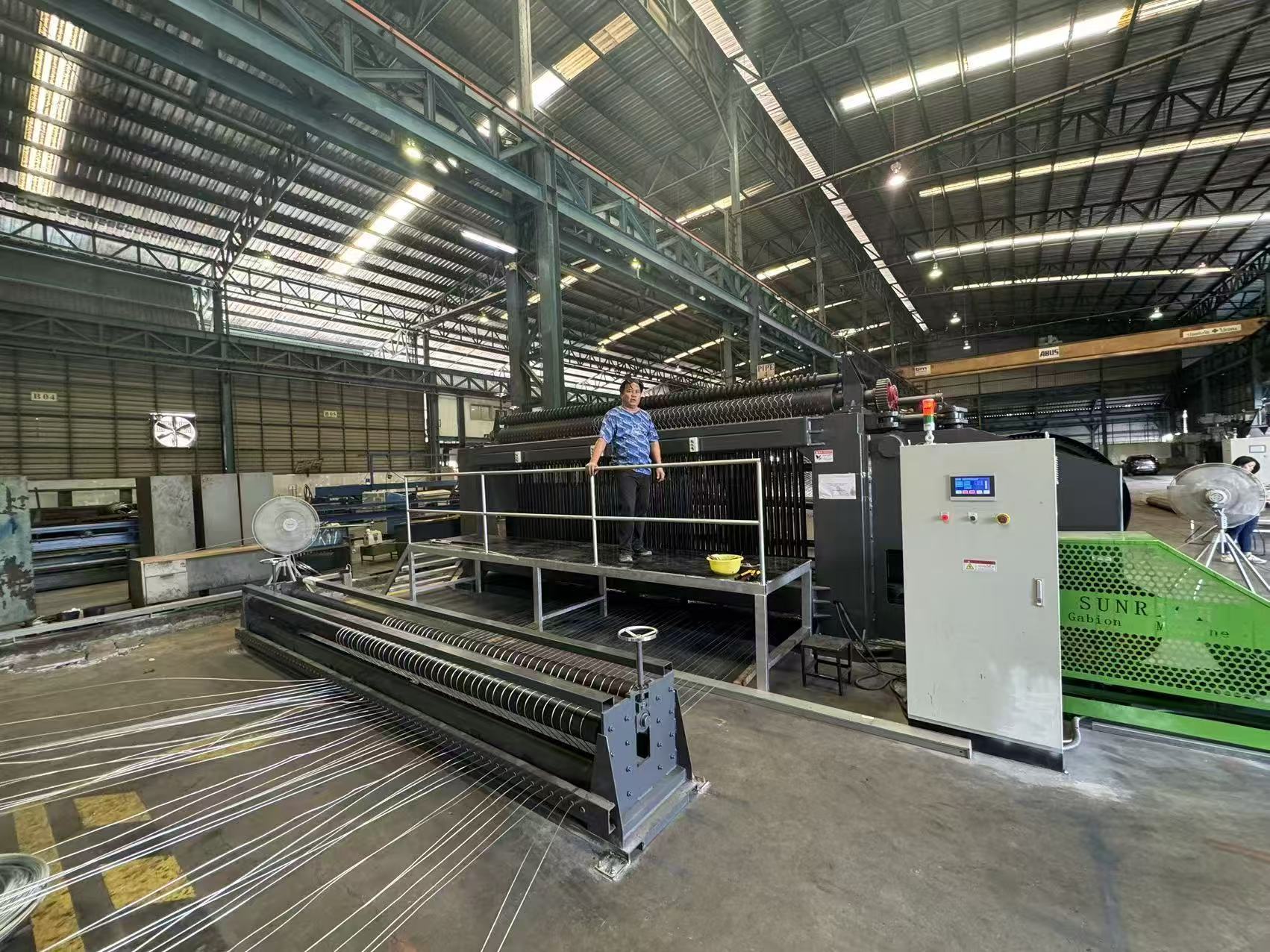 آخرین وبلاگ های شرکت در مورد افزایش خطر لغزش زمین در مناطق کوهستانی؟ ماشین آلات گابیان خودکار از پروژه های تثبیت دامنه در هند پشتیبانی می کنند